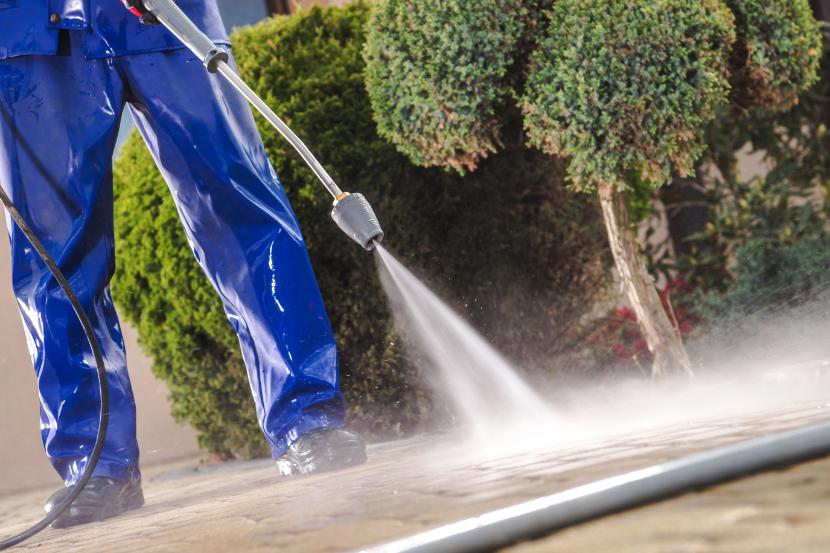 Ultra High Pressure Water Jetting 